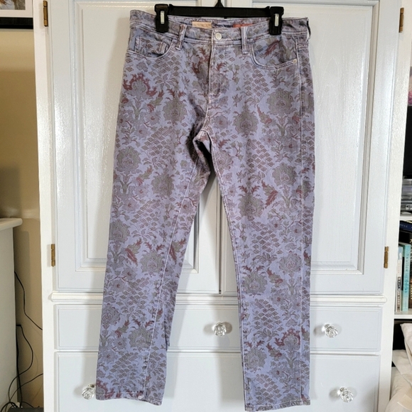 PILCRO Light Blue All Over Print Floral Straight Leg Slim Boyfriend Jeans Sz 29 - Picture 1 of 16